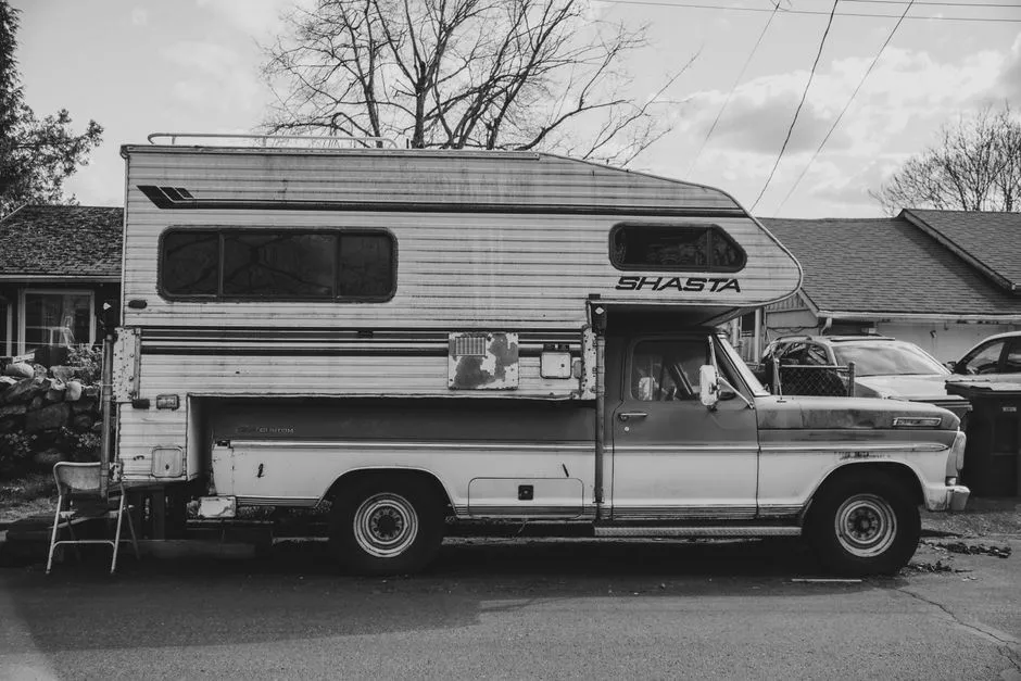 Mobile RV repair and camping near Corrigan, Texas