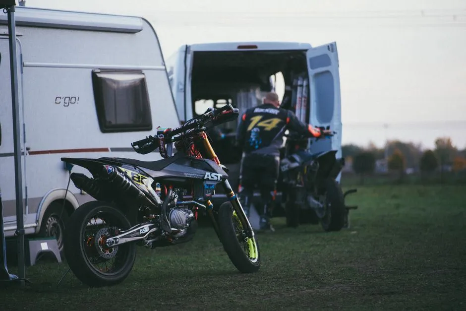 Mobile RV repair and camping near Midway, Texas