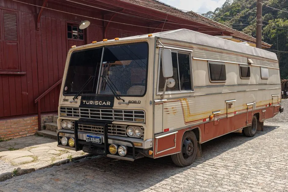 Mobile RV repair and camping near Timpson, Texas